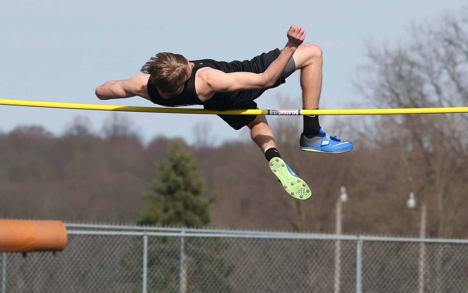 Dekkers Tribuneverhuur - bankentribune atletiek toernooi kampioenschappen outdoor