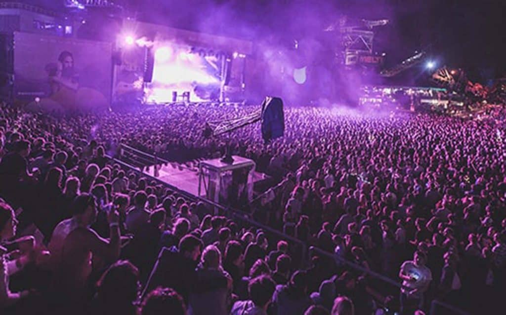 Dekkers Tribuneverhuur - bankentribune concert festival